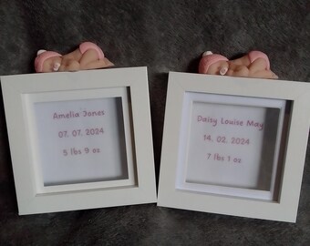 Figura de bebé niña (12 x 12 cm), personalizada, con nombre, peso, fecha de nacimiento, recuerdo para baby shower, impresión enmarcada.