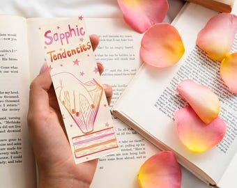 Segnalibro Sapphic Tendencies / Regalo per l'orgoglio LGBTQ+ / Accessorio per gli amanti dei libri lesbici / Segnalibro per la lettura queer