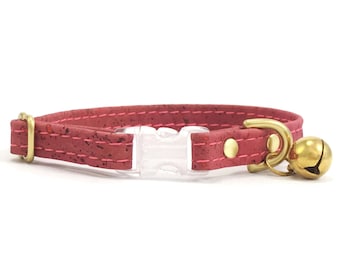 Pink Cat Collar With Bell & Breakaway Buckle in Vegan Cork Leather and Luxury Brass, Comfortable and Lightweight Cat Collar, Cute Cat Collar