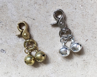 Clip-On Cat & Dog Bells, Luxury Brass and Silver Cat and Dog Collar Bells, Anti-Hunting Cat Bells, Loud Jingle Sound, Cat and Dog Bells UK