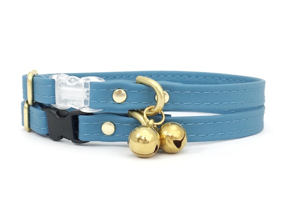 Light Blue Cat Collar in Vegan Silicone Leather With Breakaway