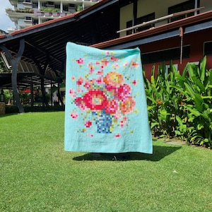 Flower Vase Queen handmade quilt - patchwork quilt