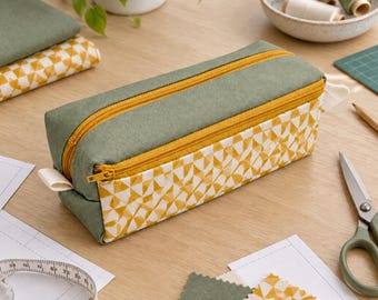 Boxy Zipper Pencil Case Sewing Pattern, Front Pocket Makeup Bag (PDF)