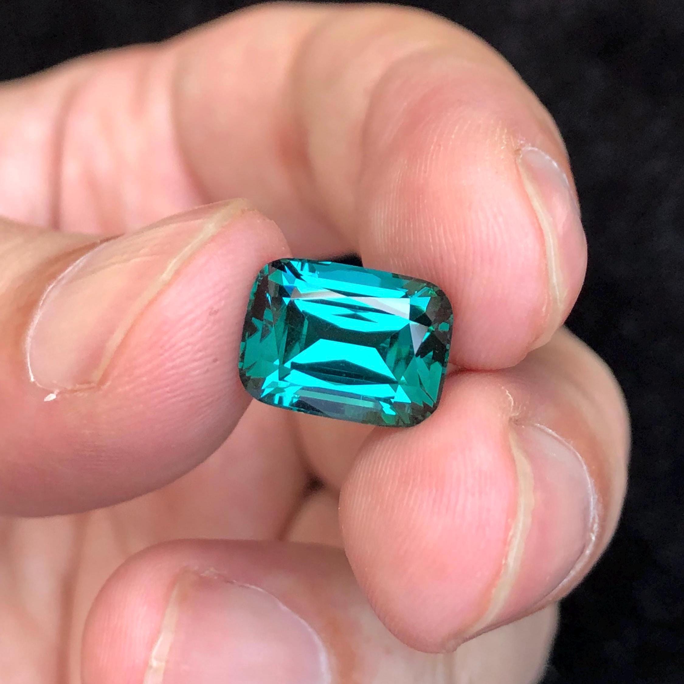 Lagoon blue tourmaline - Etsy 日本 