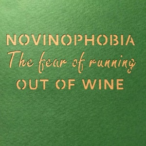 NOVINOPHOBIA: pop-upkaart angst voor opraken van de wijn, grappige verjaardagskaart voor oenofielen, wijnliefhebbers, kenners, wino's, sommeliers