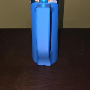Soporte delgado para latas de 12 oz para bebidas energéticas imagen 2