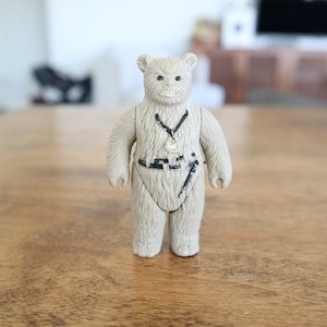 Vintage Star Wars Chief 1983 Kenner Ewok- cloak missing