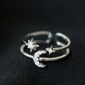 BELDACCI Adjustable moon and star finger ring made of 925 sterling silver.