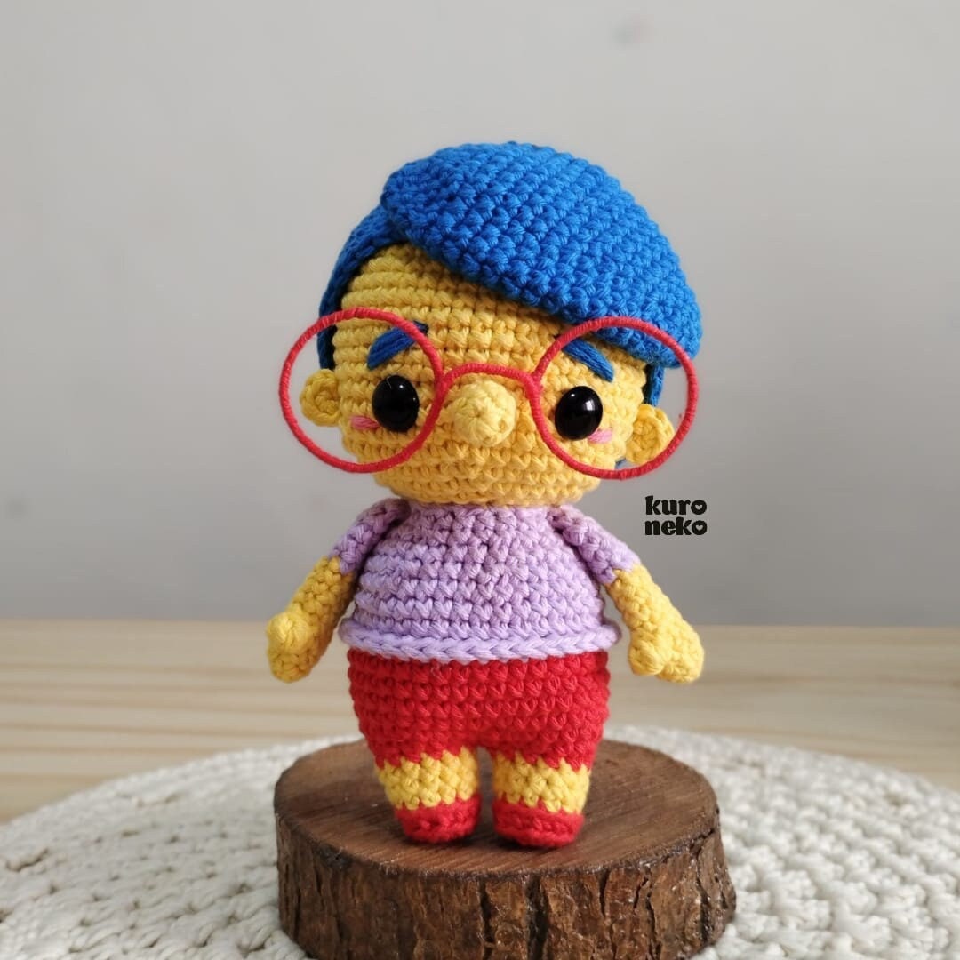 Milhouse plush hotsell