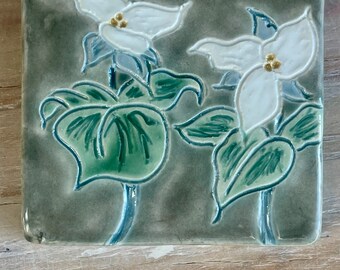 4x4 Trillium Flower Art Tile, Handmade Ceramic Art Tile , Michigan Tile, Kitchen Tile, Backsplash