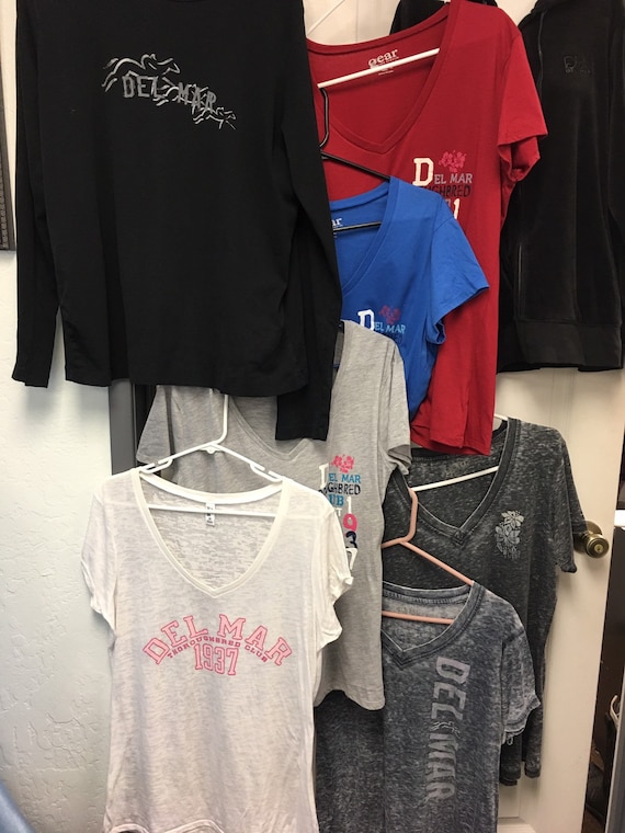 Big Lot 8 Items Ladies Size 2XL XXL Gear Del Mar Thoroughbred Club T Shirts  Short Long Sleeve & Velour Hoodie Jacket 7 Shirts 