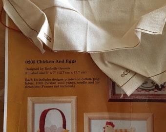 Creative Circle Chicken and Eggs partially worked 5" x 7" pair stamped crewel embroidery kit