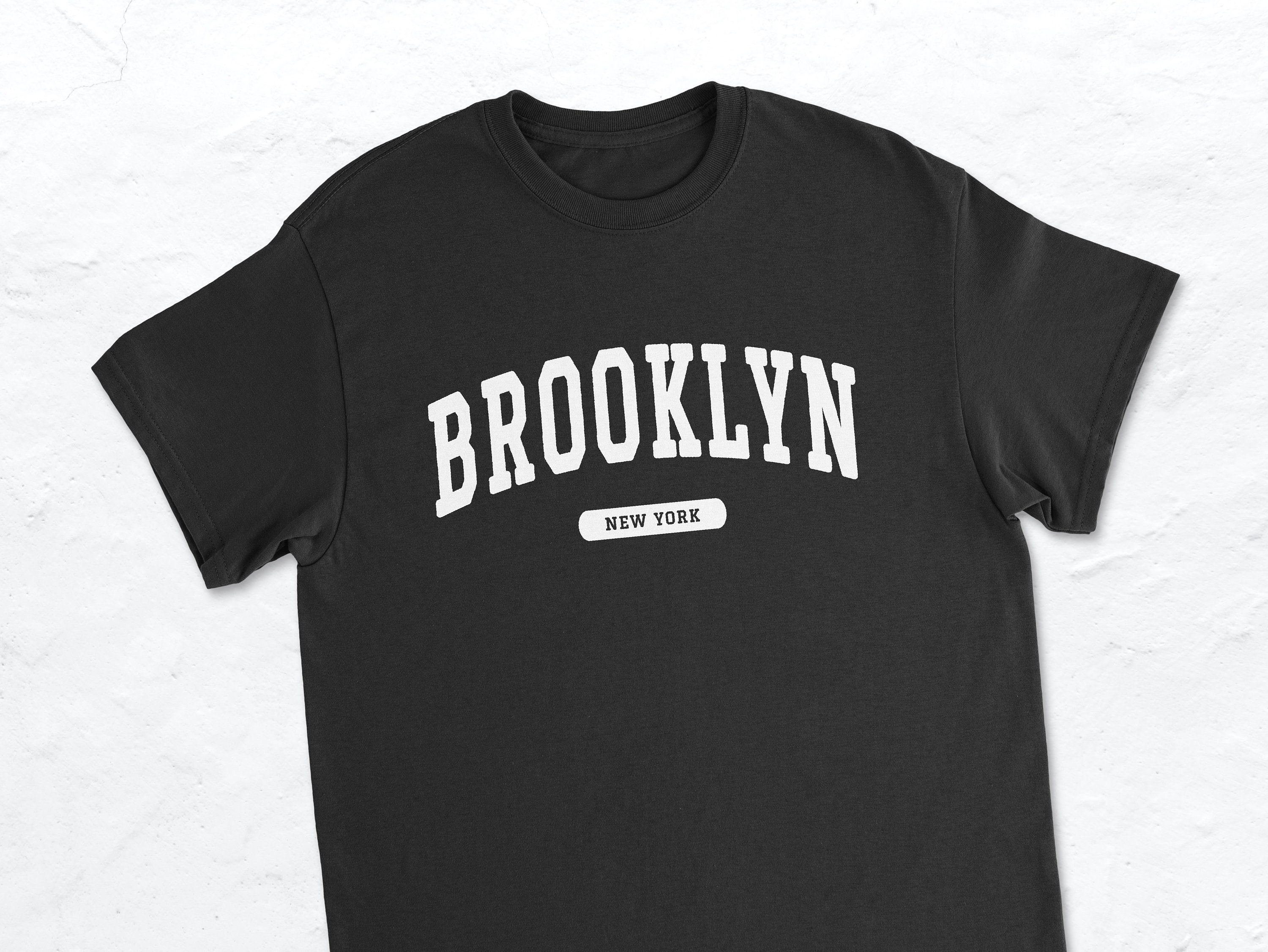 Brooklyn New York NY Vintage Sports Design Navy T-Shirt