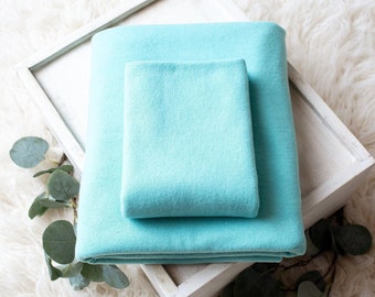 Colección Merino / Tela para posar tipo puf azul caribeño / Fondo para puf / Tela elástica para posar para recién nacidos / Tejido afelpado para suéteres Drop