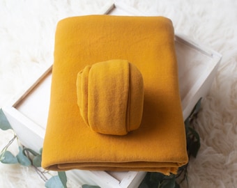 Colección Cashmere / Fondo de puf color mostaza / Tela dorada para posar recién nacidos / Fondo para recién nacidos / Tela suave y afelpada para recién nacidos / Accesorio fotográfico