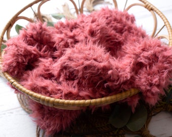 RTS - Accesorio para fotografía de recién nacidos de piel sintética flokati rosa malva / Relleno para cesta de piel rosa intenso / Capa de accesorio para bebé de piel de felpa suave rosa