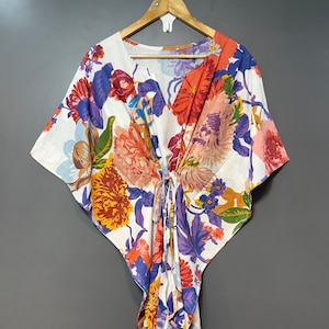 Kaftan com estampa floral branca, vestido longo de algodão indiano, kaftan, para futuras mamães, roupa de praia, vestido feminino, vestido longo, saída de praia, cruzeiro