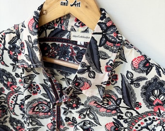 Camisa de seda vintage de los 90 para hombre / Camisa hawaiana para hombre / Camisa de seda de manga corta / Estilo casual de verano y transpirable / Regalos para él / Camisas para vacaciones