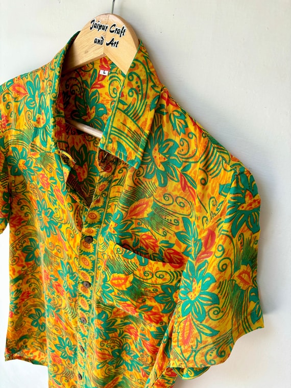 90s Vintage Men's Silk Shirt / Men's Hawaiian Shirt / Silk Shirt / Chic Shirt For Men / Gifts For Him / Shirt For Him / Holidays Shirt