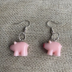 Boucles d’oreilles de porc, porcs, bijoux de porc, résine de porc, boucles d’oreilles de porc en résine, bijoux, boucles d’oreilles en résine, porcs, boucles d’oreilles de porc