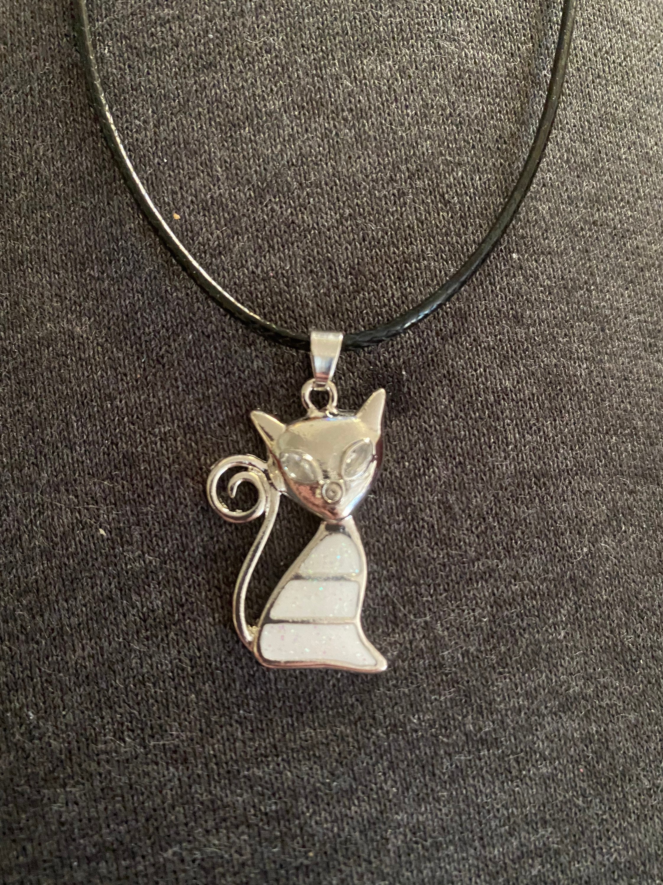 Collana Gatto In Argento Sterling 925 Con Ciondolo Sulla Luna - Gioiello Per Amanti Dei Gatti, Placcato Oro Bianco - Regalo Donna