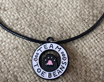 Cat mom necklace, cat mom, Cabochon necklace, gift idea, under 20, rescue mom gift, kitty, cats, cat jewelry, cat mom, cats; cat gift