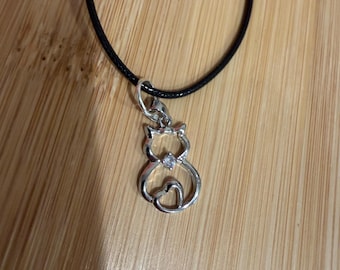 Cat necklace, cats, kitty cat, kitten, cat jewelry, cat necklace, cat lovers, cat mom, cat, animal jewelry, ready to ship, pet memorial gift