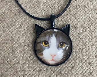 Cat mom necklace, cat mom, Cabochon necklace, gift idea, under 20, rescue mom gift, kitty, cats, cat jewelry, cat mom, cats; cat gift