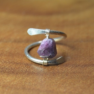 Purple Sapphire Ring in Sterling Silver, 14k Gold // September Birthstone // 5th, 45th Anniversary // Raw Sapphire Ring // Bohochic Ring