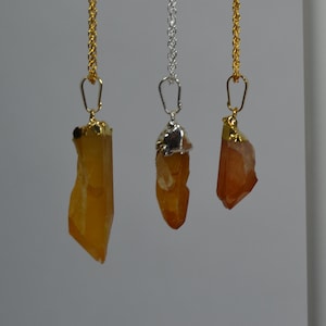 Raw Tangerine Quartz Crystal Point Necklace on Sterling Silver, 14k Gold // Natural Healing Crystal // Boho Necklace // Unisex Jewelry