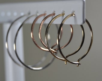 Simple Round Metal Hoops // Sterling Silver, Gold Fill, Rose Gold Fill // Minimalist, Everyday Hoop Earrings // Gift for her // 3 Sizes