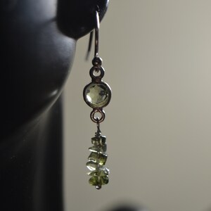 Moldavitörhängen i sterlingsilver // Tektitorhängen // Äkta moldavitsmycken // Tjeckisk moldavit // Läkande ädelsten // Elegant bild 2