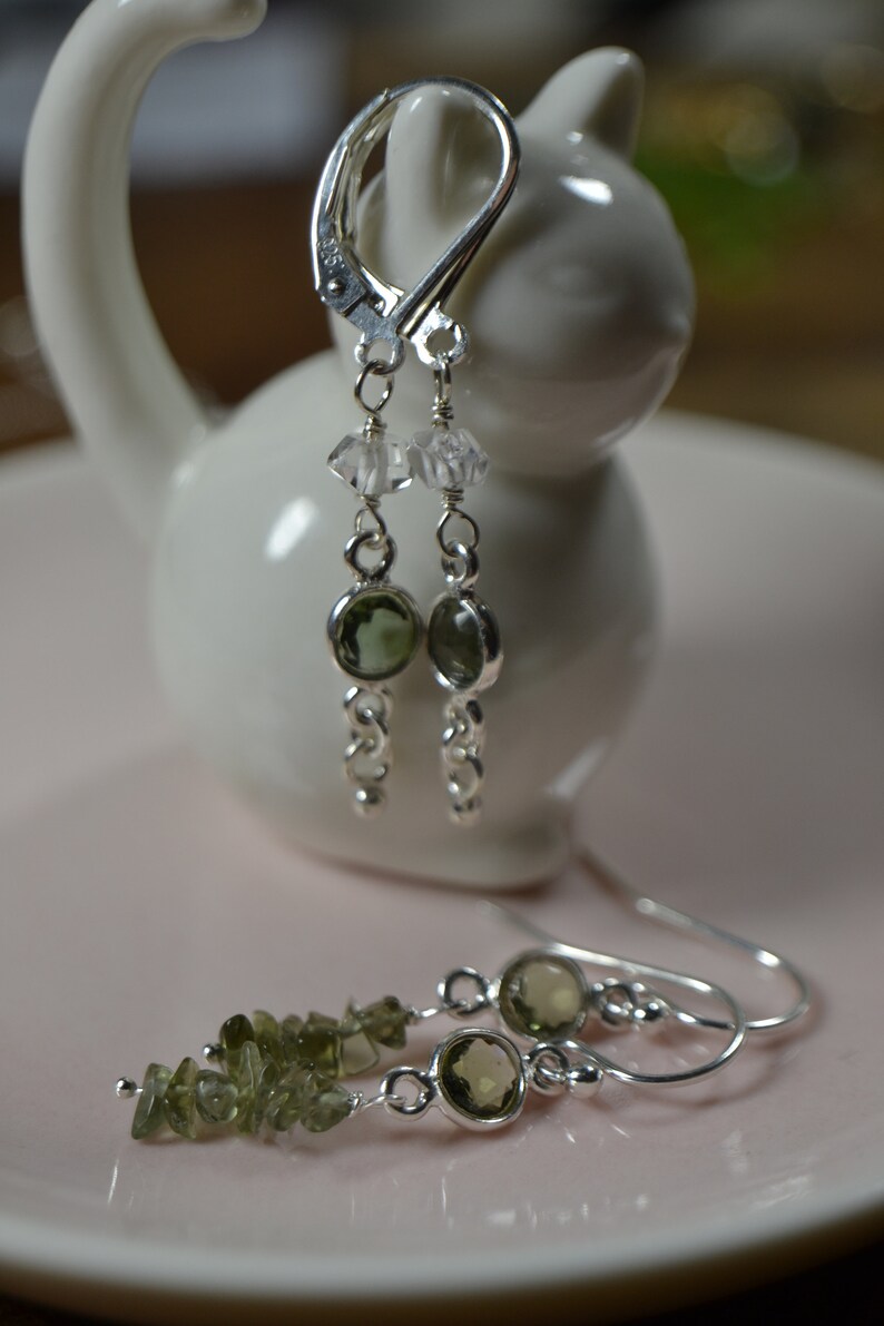 Moldavitörhängen i sterlingsilver // Tektitorhängen // Äkta moldavitsmycken // Tjeckisk moldavit // Läkande ädelsten // Elegant bild 8