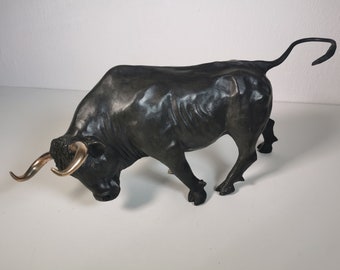 Bronze sculpture &quot;Fighting Bull&quot; Sculptures Art Deco Interior Art Collectibles
