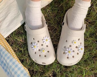gray shoes outfit mens
