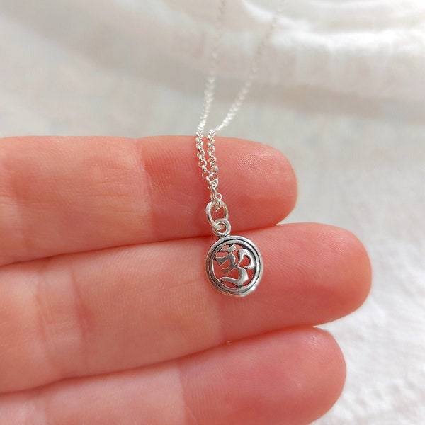 Sterling Silver om necklace, om pendant necklace, yoga lover gifts, yoga gift ideas, for him, for her, om jewelry,925 silver