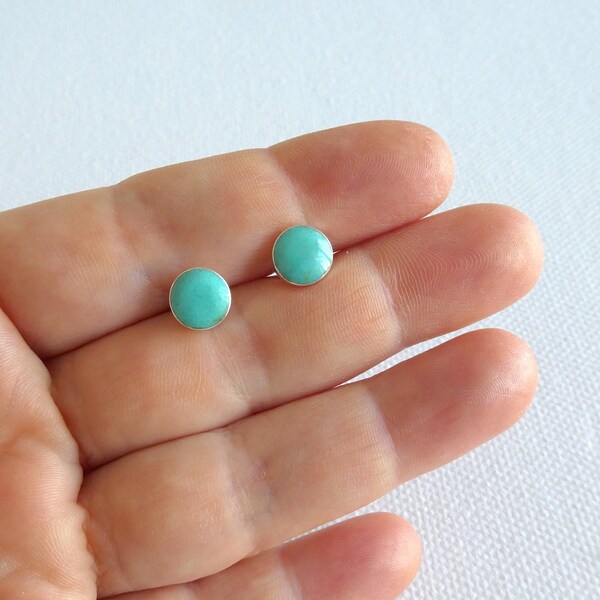 Turquoise round sterling silver studs earrings