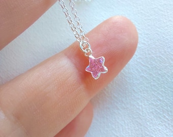 Pink star sterling silver 925 necklace, tiny rose quartz star pendant necklace, charm necklace, sterling silver and pink stone necklace