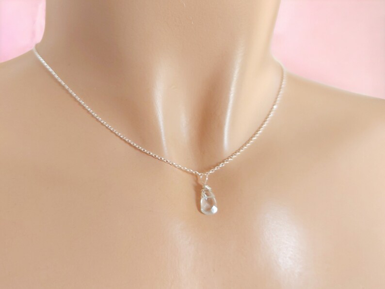 dainty crystal neckalce