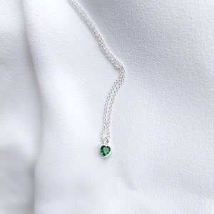 Sterling Silver emerald necklace, heart pendant Necklace, gift for women, heart charm, heart necklace, green pendant, gift for girlfriend image 4