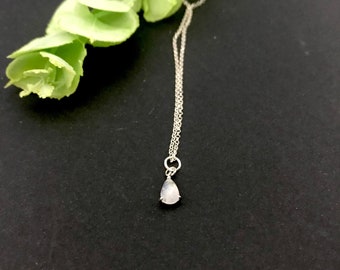 Moonstone necklace , 925 sterling silver necklace , sterling silver pendant , drop moonstone pendant gemstone dainty necklace