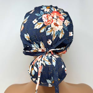 No Tariff (US/CA) - Ponytail Scrub Cap - Large Pink Floral on Grey - Scrub Cap/Hat - MimiScrubHats