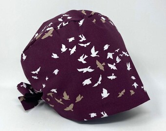 Kein Zoll (US/CA) - Putzmütze - MimiScrubHats - Elegantes Tier - Elfe