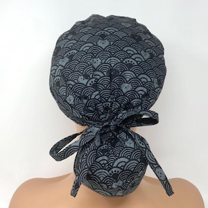 No Tariff (US/CA) - Deep Sea Cats on Grey *Cotton Dobby* - Ponytail Scrub Cap/Hat - MimiScrubHats