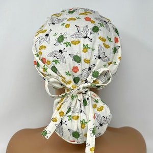No Tariff (US/CA) - Ponytail Scrub Cap -  Turtles and Cranes on Off White - *Cotton Dobby* - Scrub Cap/Hat - MimiScrubHats
