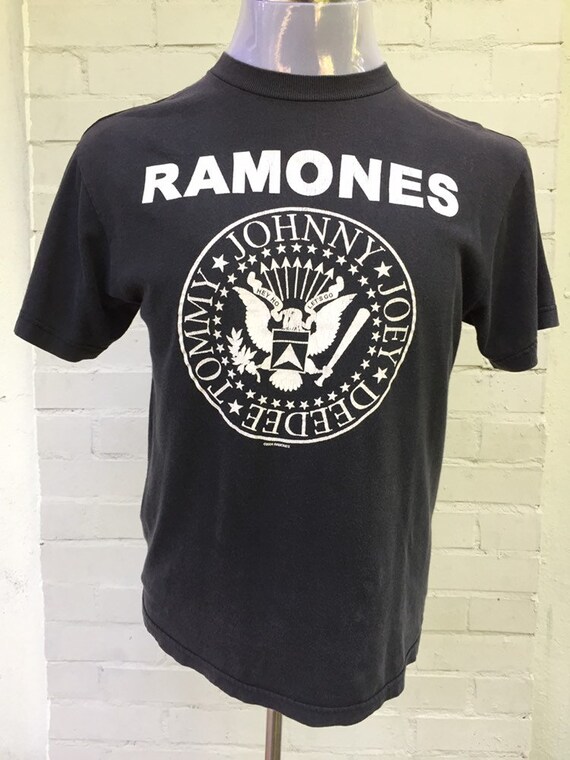 2004 Ramones Band T-Shirt