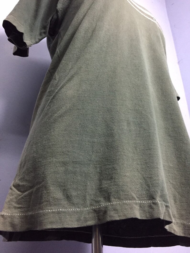Vtg 90s Bitch Skateboard Streetwear Tshirt