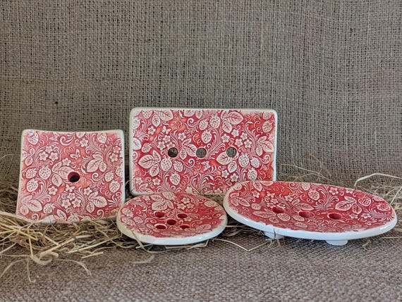 Wild Strawberry embossed patterned soap dish.