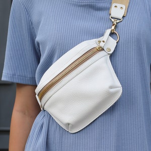 White shop hip bag
