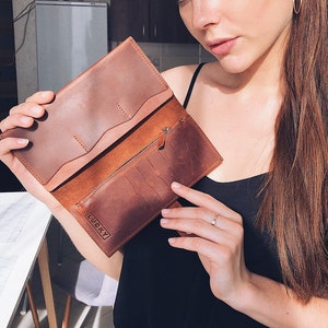 Personalisierte Leder Geldbörse, handgefertigte Geldbörse für Frauen, Damen Geldbörse mit Geldbörse, Damen Weihnachtsgeschenk, Leder Geldbörse Unisex